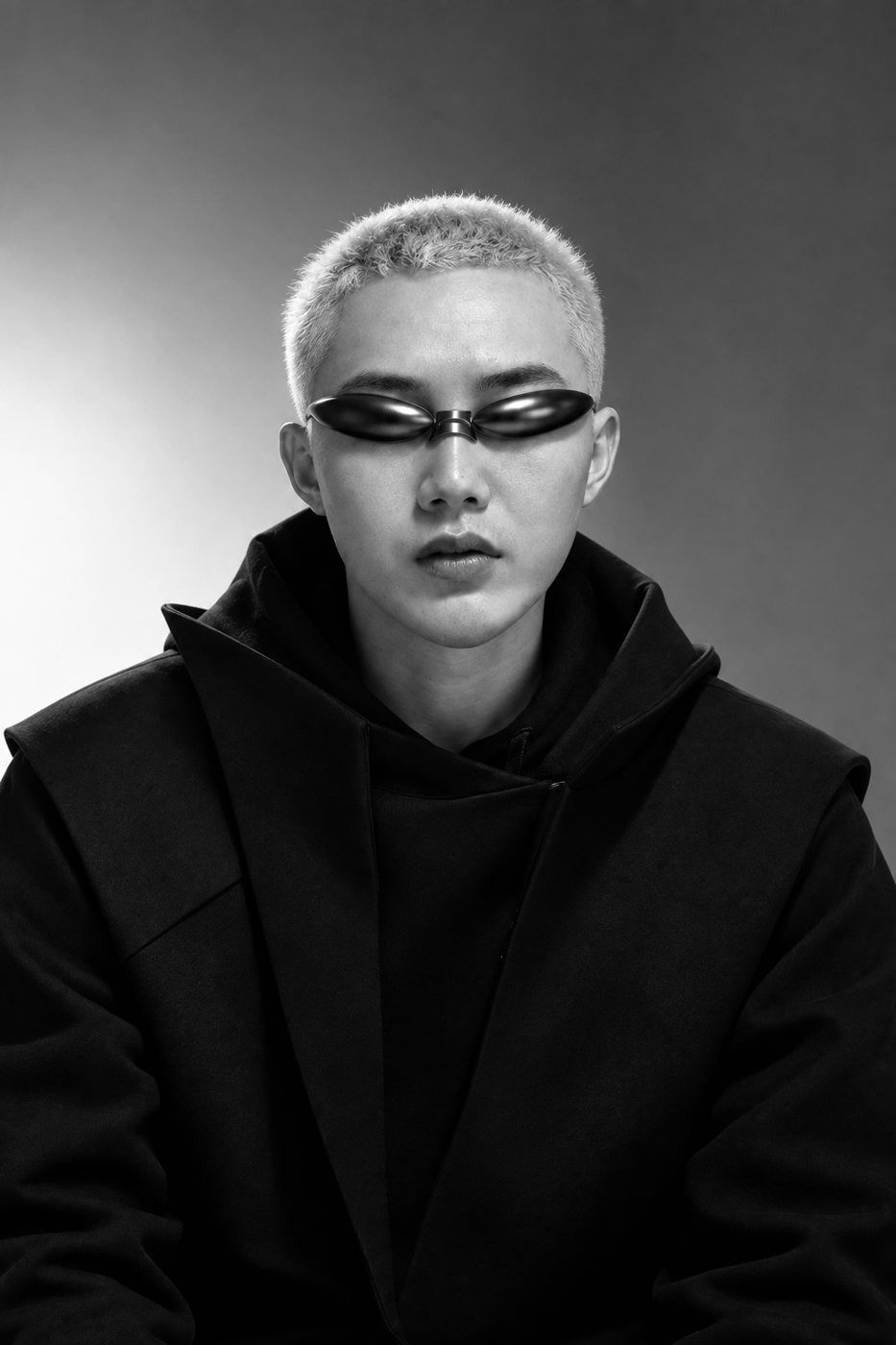 李德胜灰色个人照片